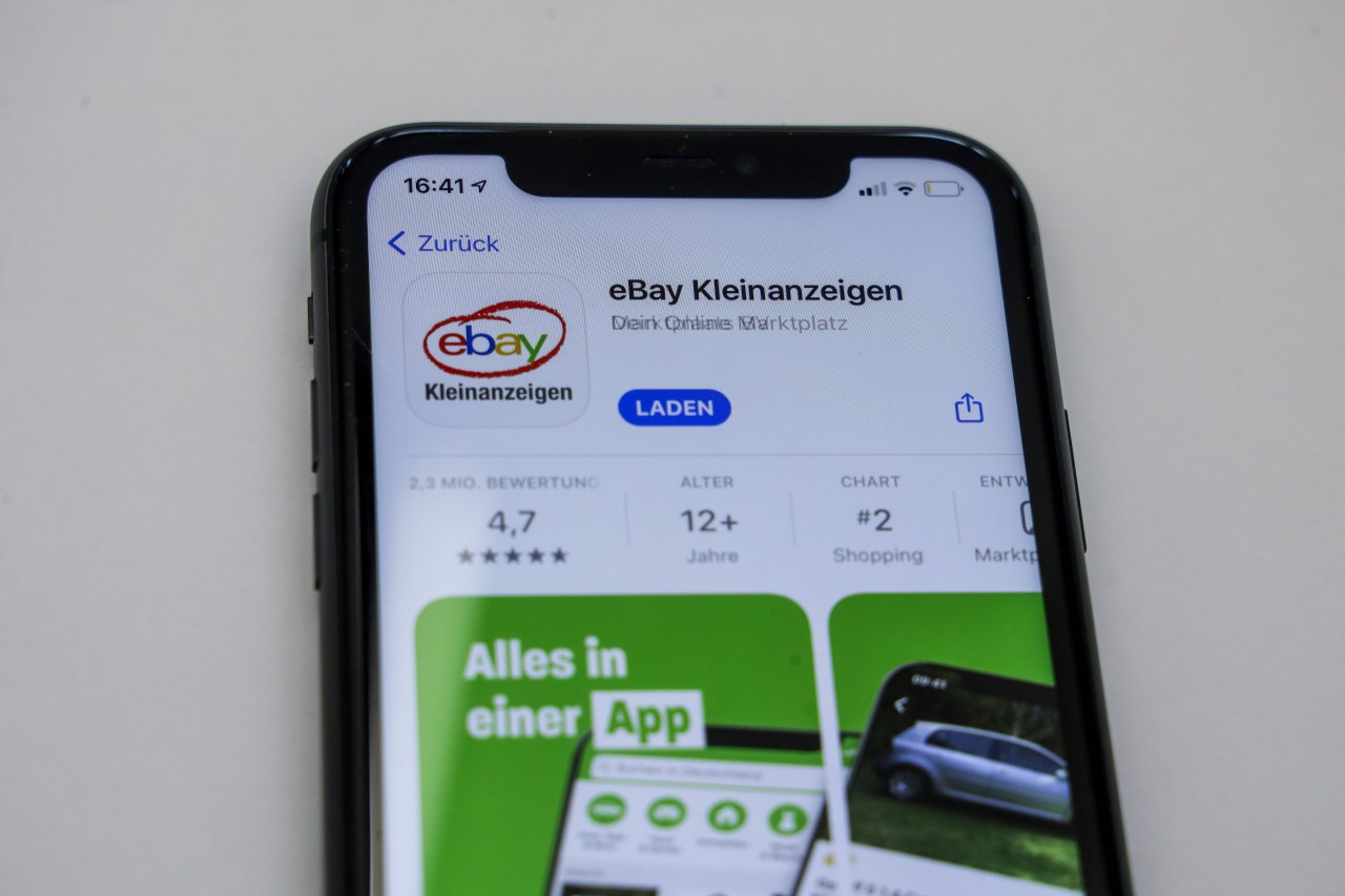 Ebay Kleinanzeigen: Mann gibt Inserat auf - und muss es wegen Sex-Unfall wieder zurückziehen (Symbolfoto). 