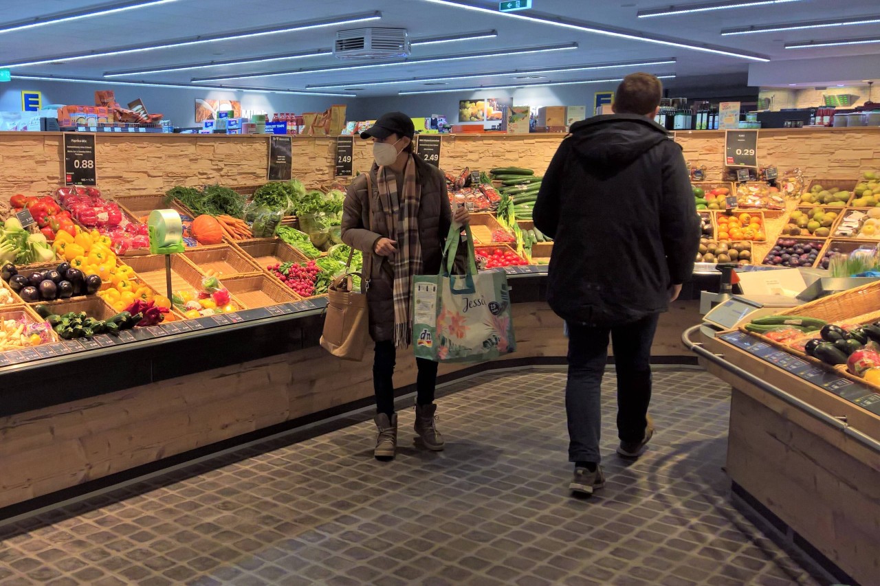 Edeka bietet den Kunden jetzt besonders gesundes Obst an. (Symbolfoto)