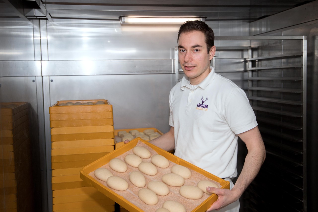 Tristan Förster von der Traditionsbäckerei Förster aus Essen hält nichts von der Bon-Pflicht.