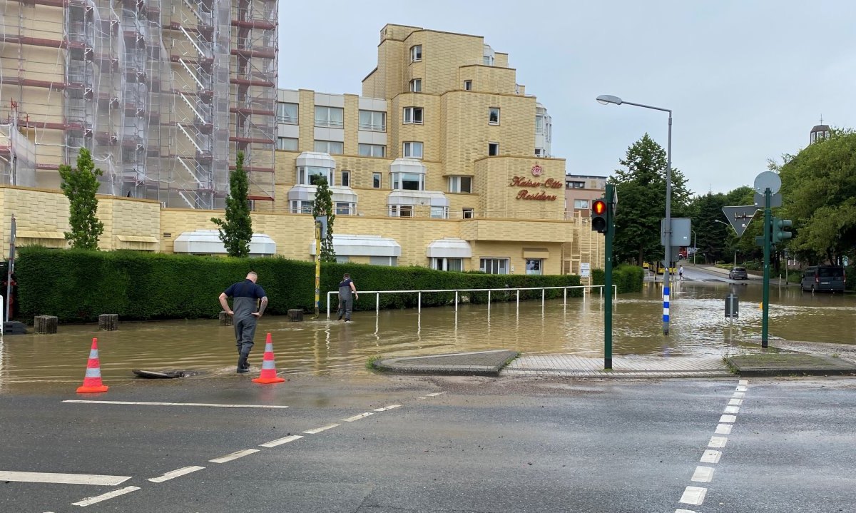 Essen: Chaos nach Rohrbruch