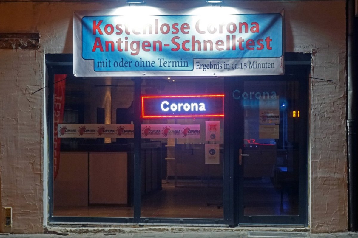 Essen, Duisburg und Oberhausen.jpg