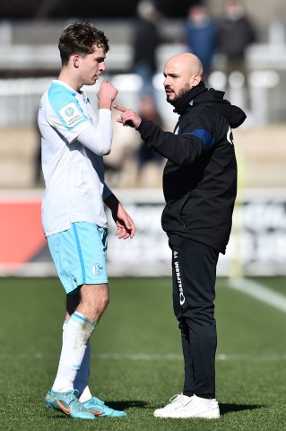 Schalke-Talent Vitalie Becker wird U17-Coach Onur Cinel im Finale nicht zur Verfügung stehen.