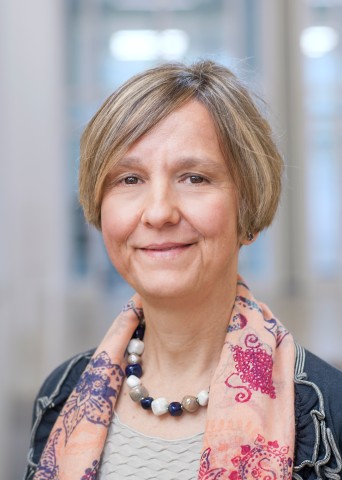 Prof. Dr. Katharina Fleischhauer leitet das Institut für Zelltherapeutische Forschung an der Uniklinik Essen.