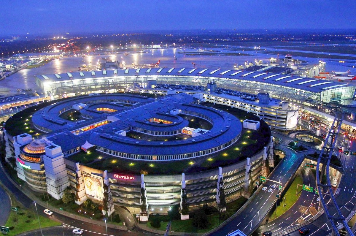 Flughafen Düsseldorf.jpg