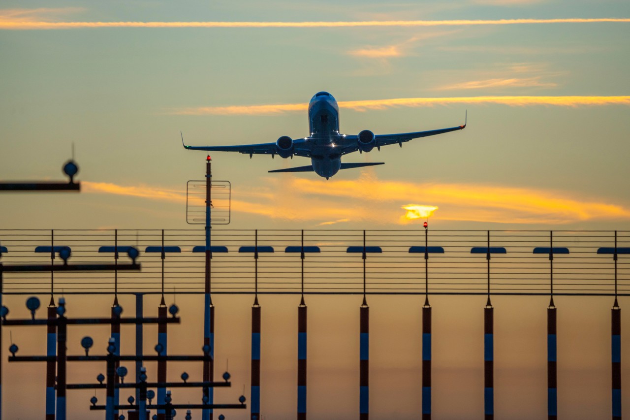 Düsseldorf Flughafen: Eine neue Airline steuert ab Sommer den NRW-Airport an. (Symbolbild)