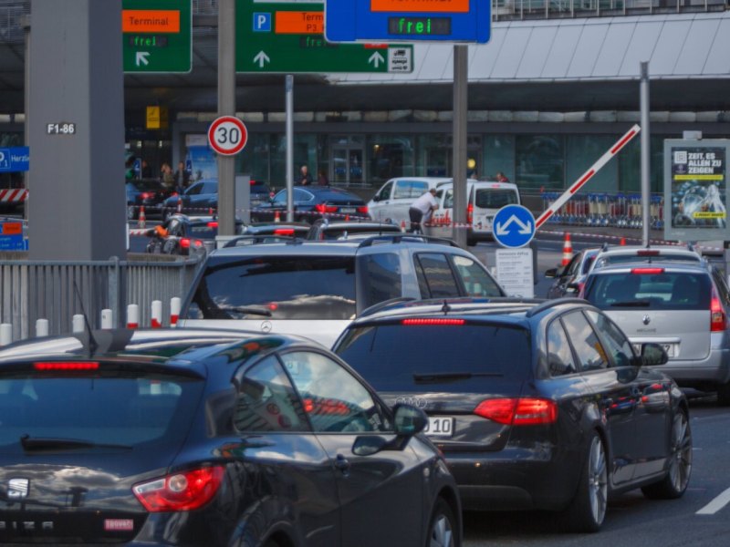 Flughafen Düsseldorf.jpg