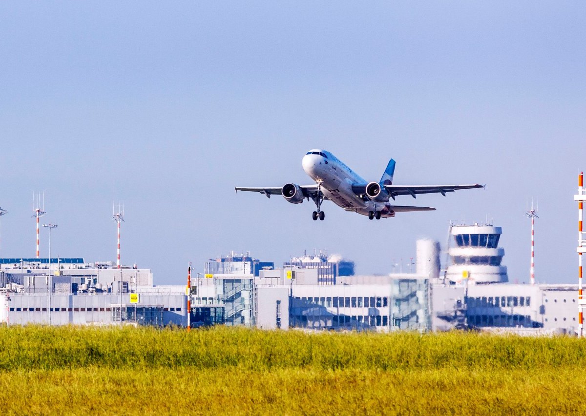 Flughafen Düsseldorf.jpg