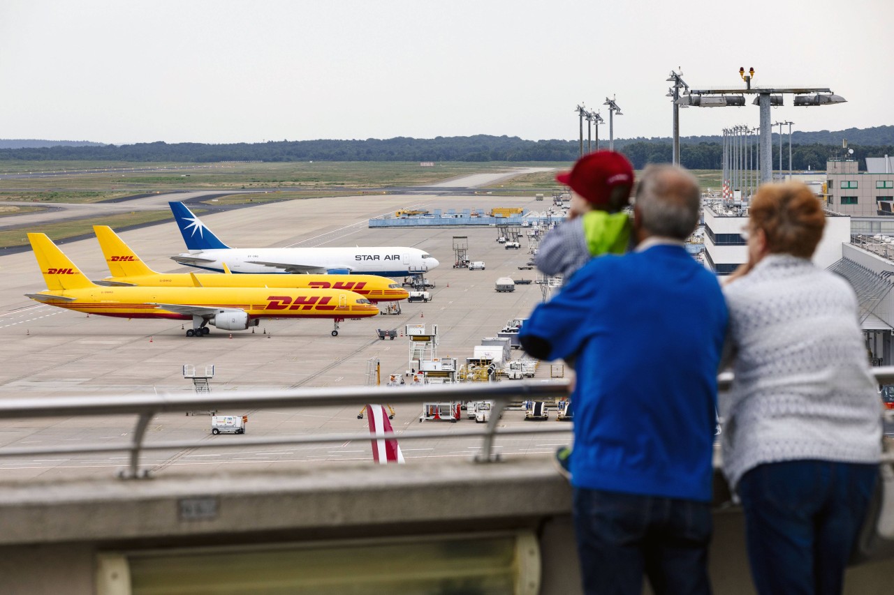 Flughafen Düsseldorf: Passagier macht irreführende Feststellung (Symbolbild). 