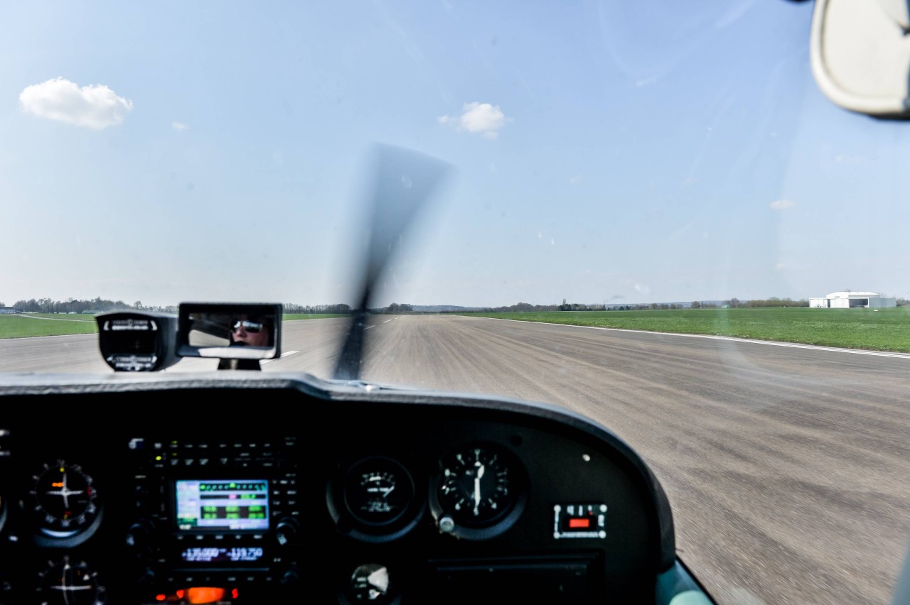 Flughafen Essen-Mülheim: Auch nach dem Jahr 2034 könnte es für den Flugbetrieb noch weiter gehen. (Archivbild)