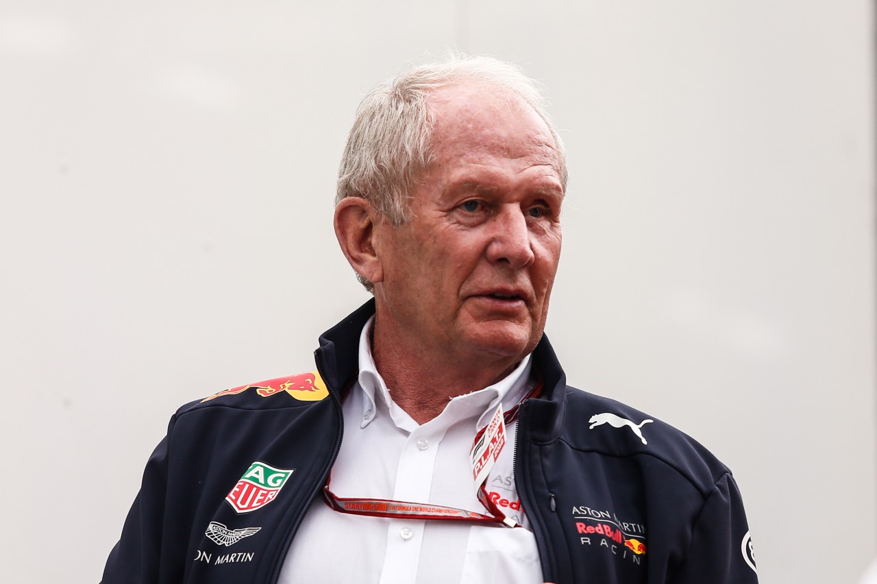 Aufregung in der Formel 1! RB-Teamboss Helmut Marko ist stinkwütend.