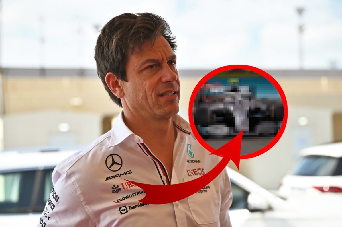 Formel 1 Mercedes Silber.jpg