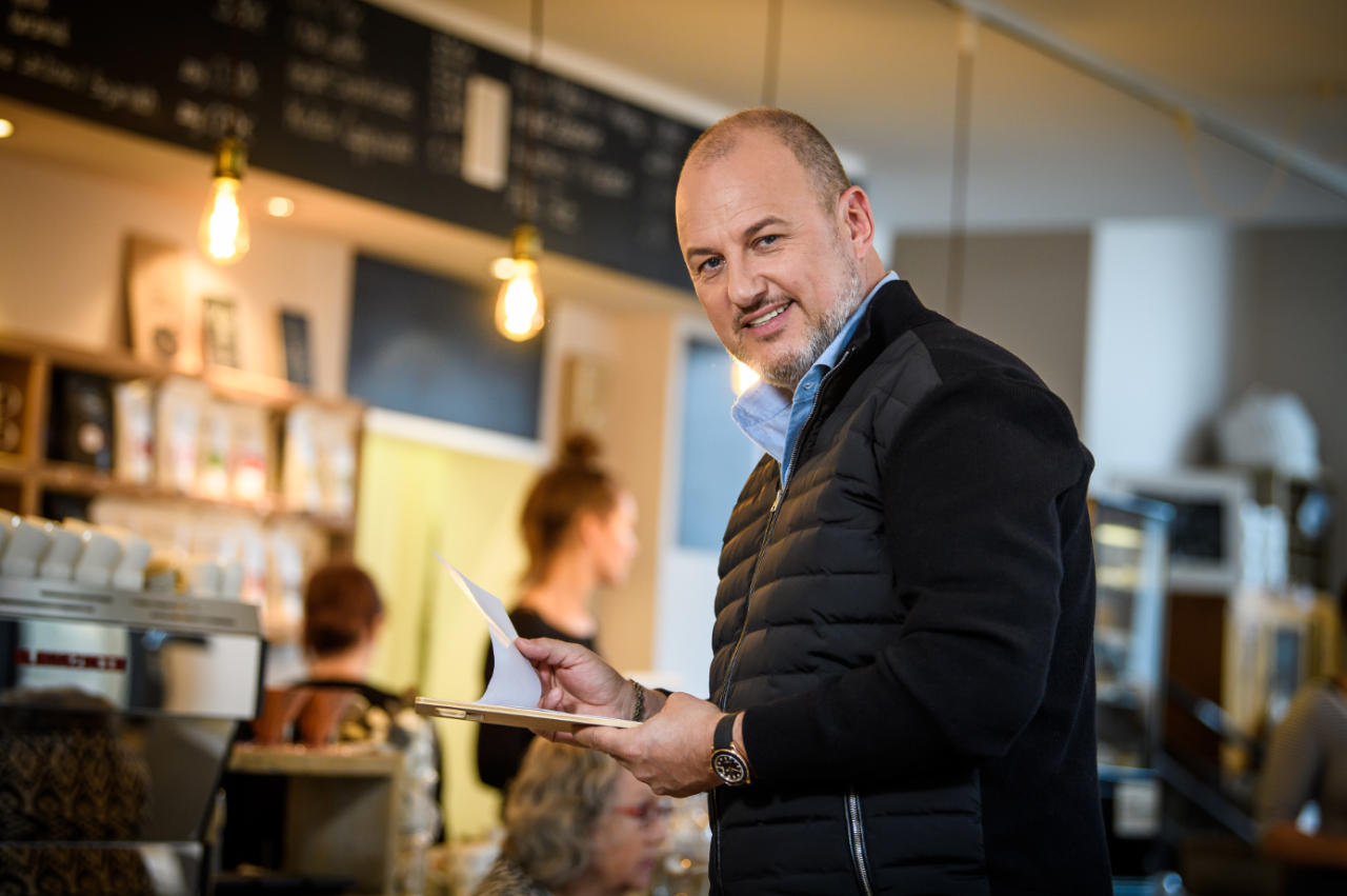 Frank Rosin räumt bei „Rosins Restaurants“ auf.