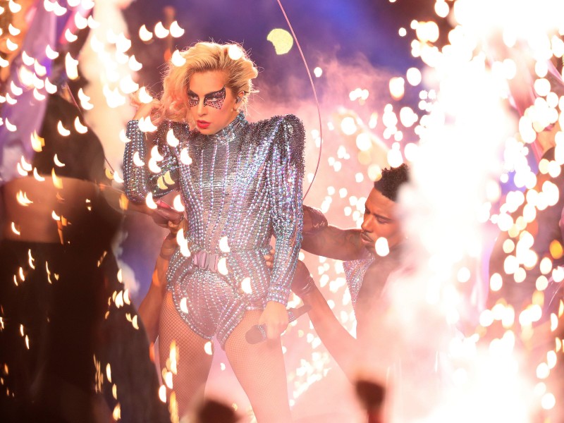 Eindrücke von Lady Gagas Auftritt beim Super Bowl in Texas.