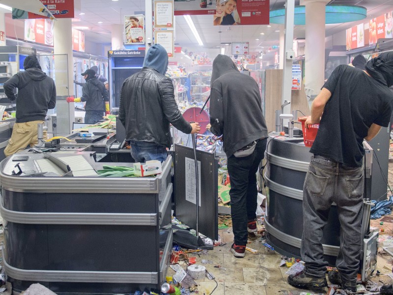 Anarchische Zustände am Rande des G20-Gipfels.