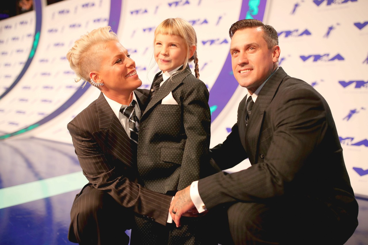 Pink mit Tochter Willow und Ehemann Carey Hart. 