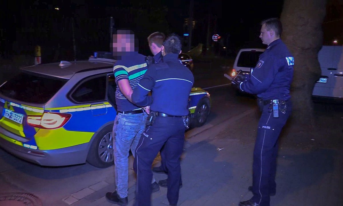 Grosseinsatz_Polizei_Essen.jpg