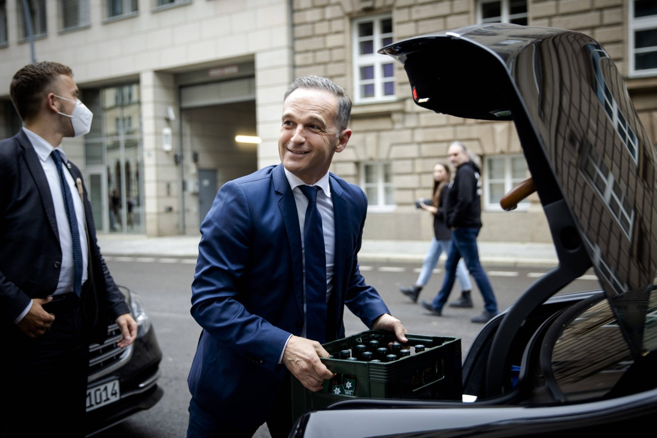 Heiko Maas und sein Bier...