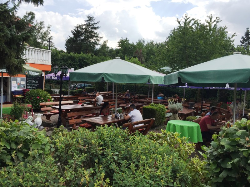 Ein Blick in den Biergarten