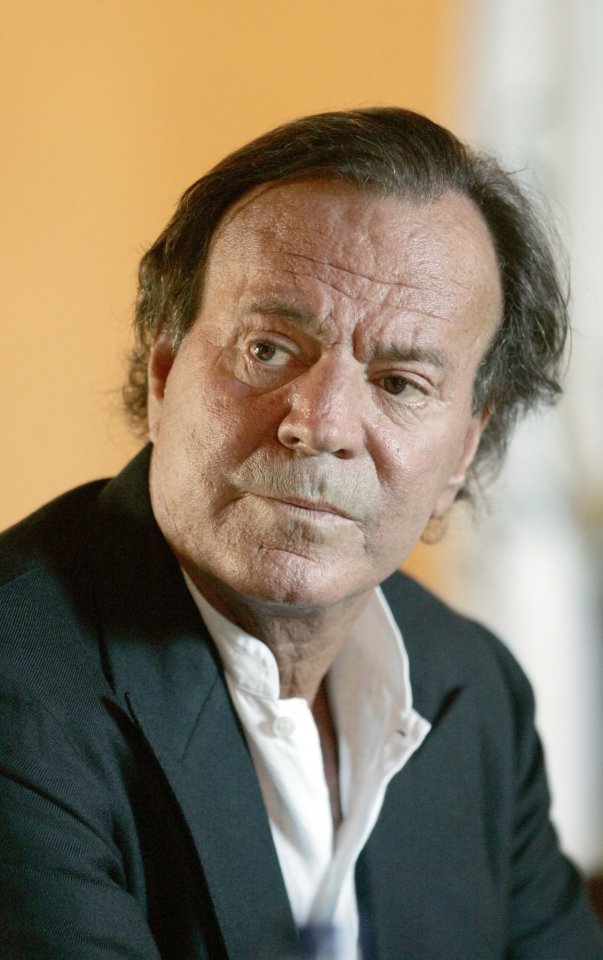 Julio Iglesias.JPG