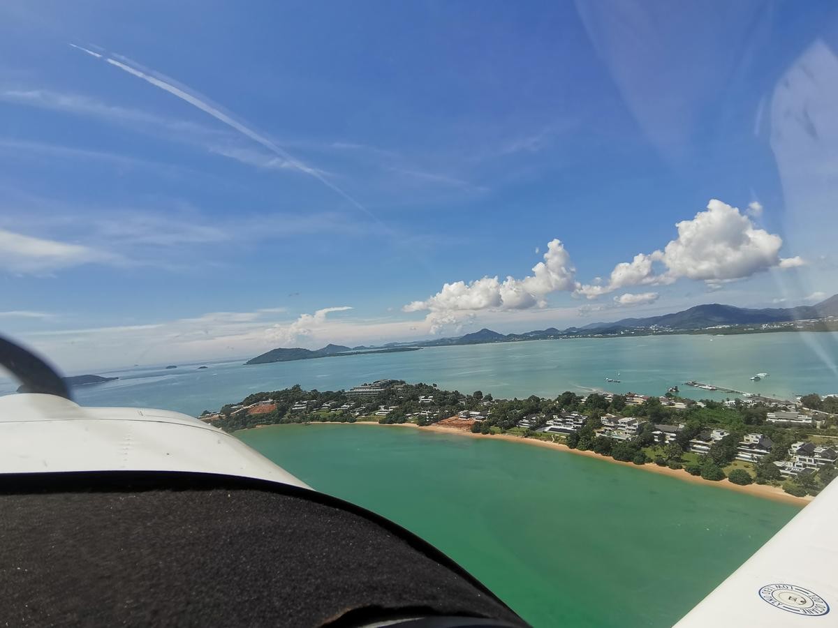 Keine Landebahn nötig: Ein Wasserflugzeug startet und landet einfach vom Wasser aus. 