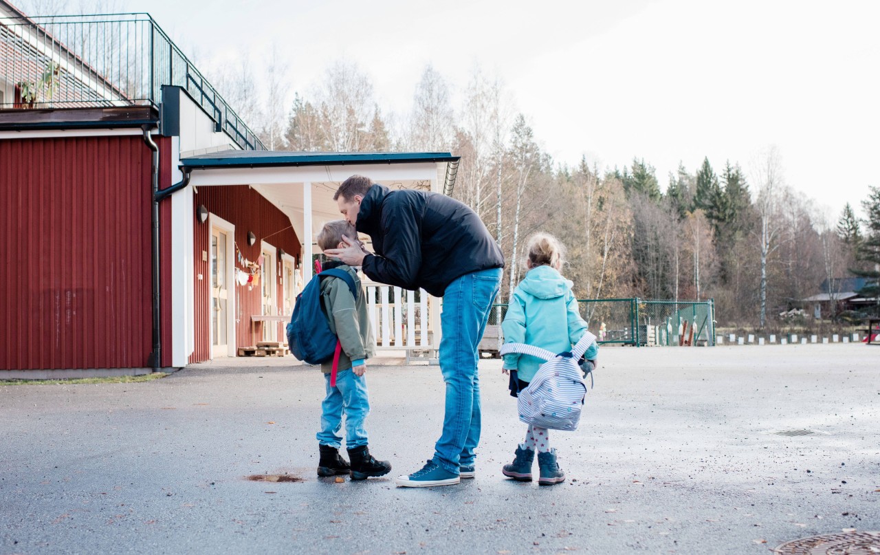 NRW: Der Profifußballer ließ seine Kinder trotz Corona-Infektion ind die Kita gehen. (Symbolbild)