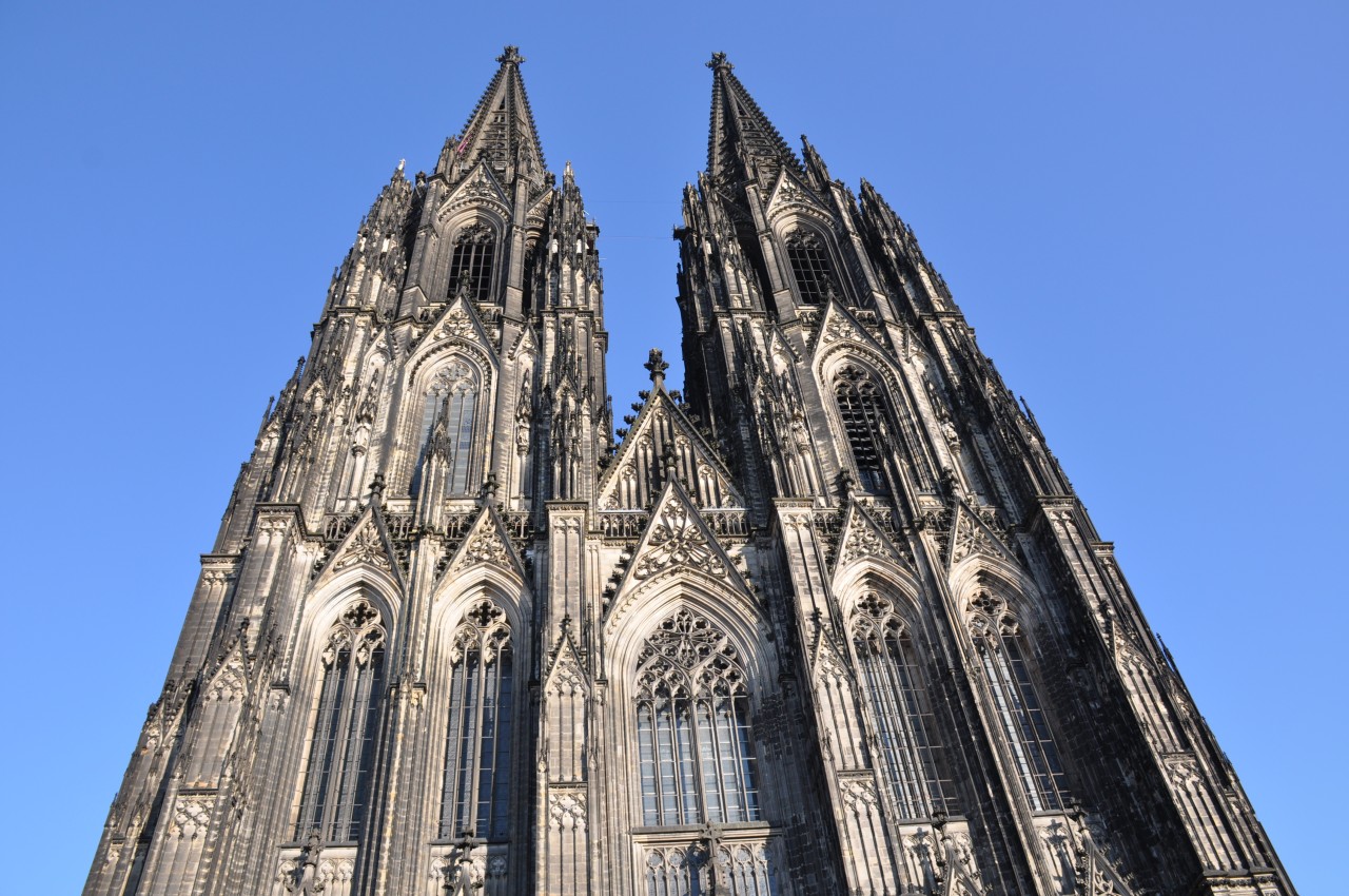 Die Stadt Köln will die Domspitzen aus ihrem neuen Logo streichen. Das geht den Bürgern allerdings gegen den Strich. (Symbolbild)