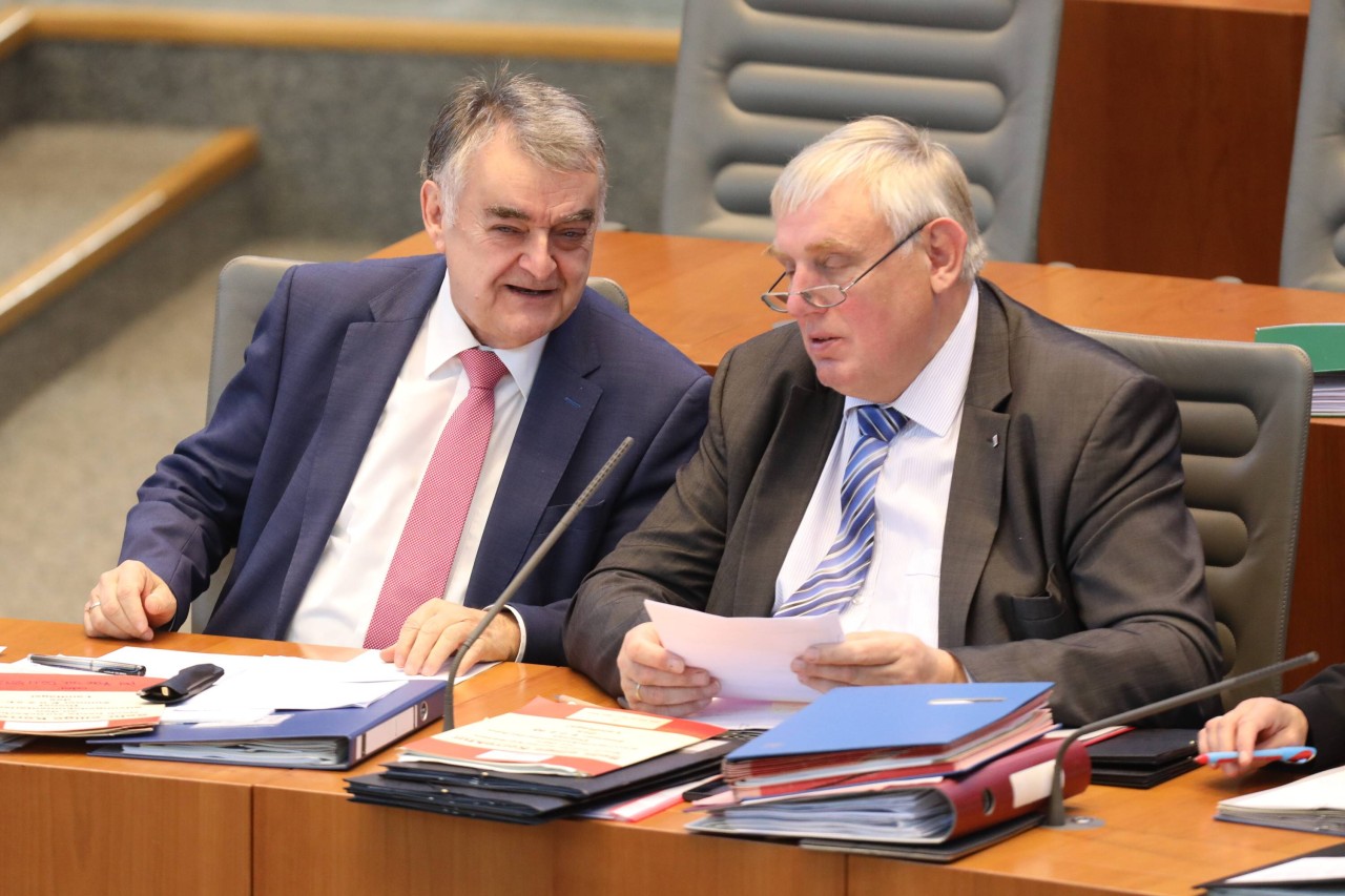 NRW-Innenminister Herbert Reul (links) und NRW-Arbeitsminister Karl-Josef Laumann (rechts).