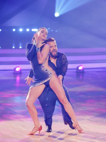 „Let's Dance“-Kandidat Mathias Mester sorgt nicht nur mit seinen Tanzkünsten für Gesprächsstoff beim Finale.