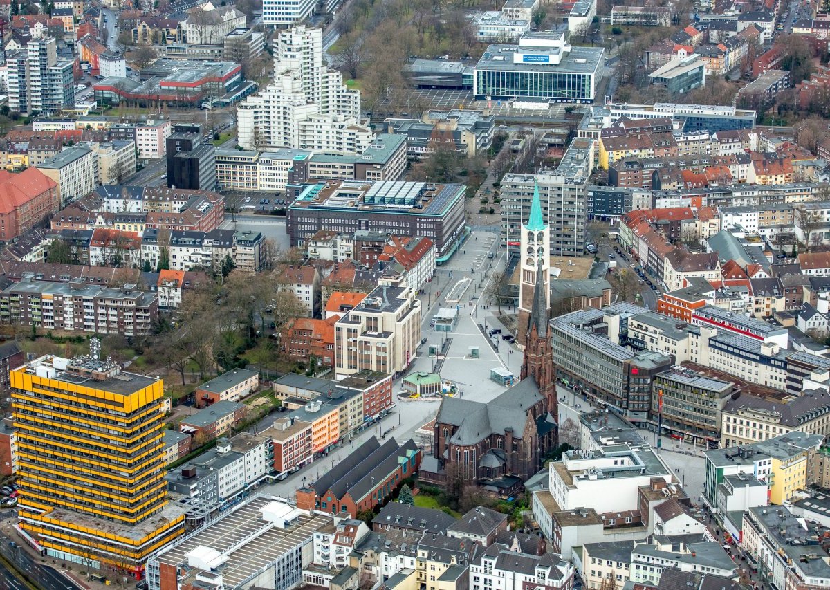 Luftaufnahme der Stadt Gelsenkirchen.jpg