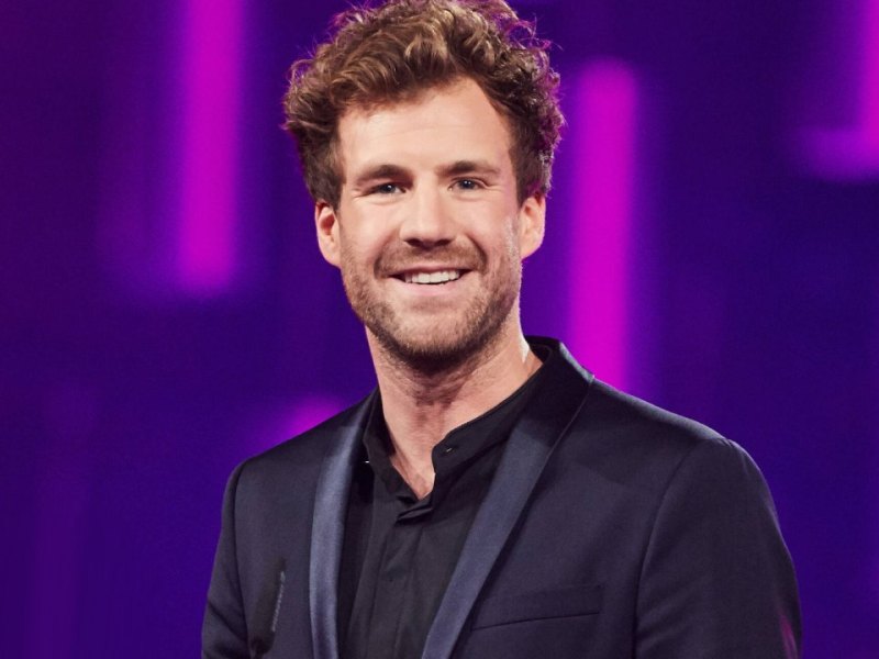 Luke-Mockridge.jpg