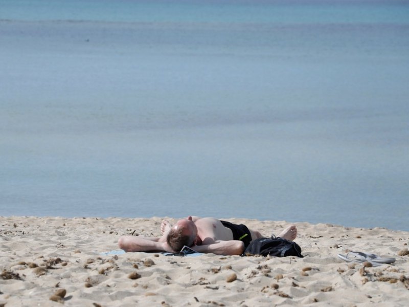 Mann am Meer.jpg