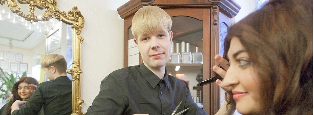 Marlon Uszkureit, nominiert als Friseur-Newcomer_1--656x240.jpg