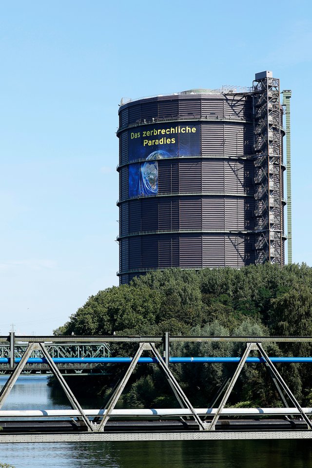 Megaposter_Gasometer_Oberhausen_1.jpg