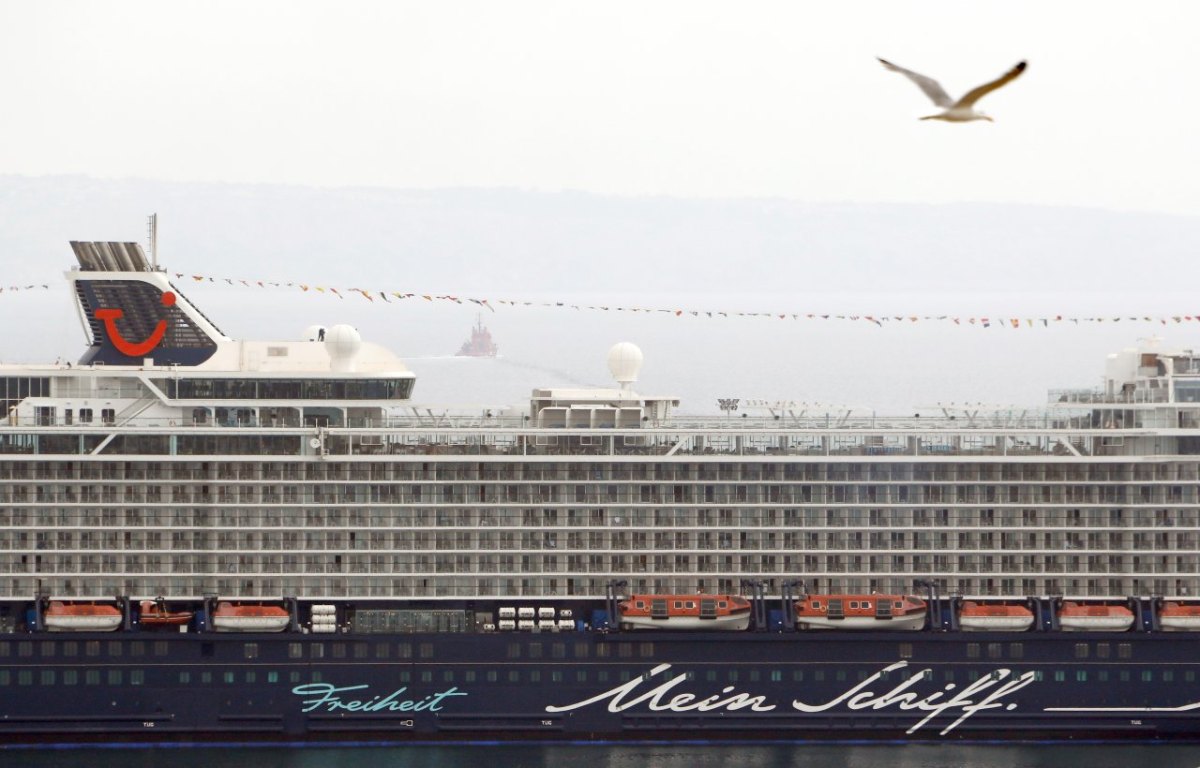 Mein Schiff.jpg