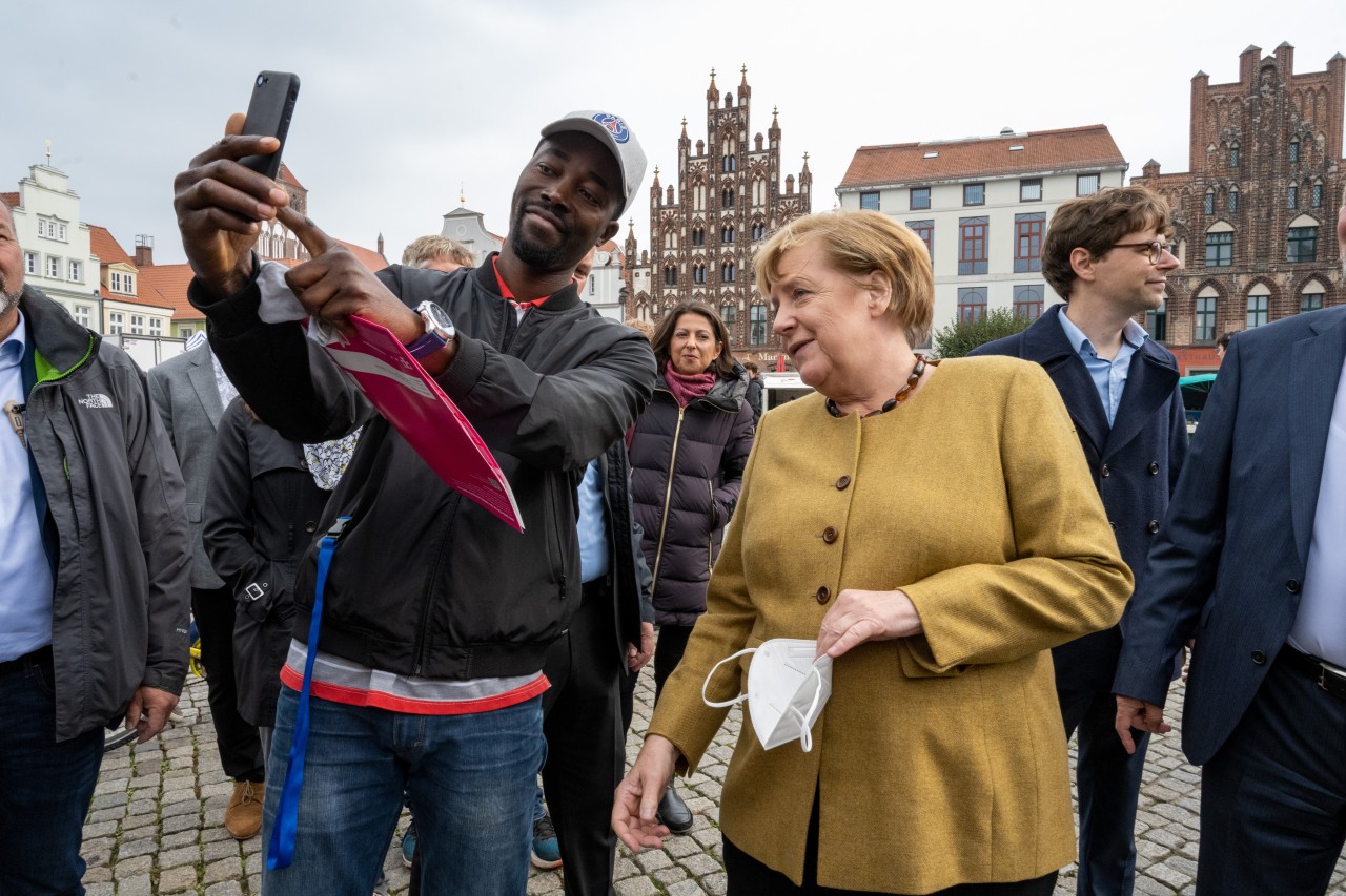 Angela Merkel hat Greifswald einen überraschenden Besuch abgestattet.