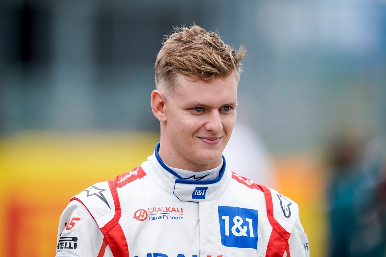 Mick Schumacher heizt die Gerüchte an.