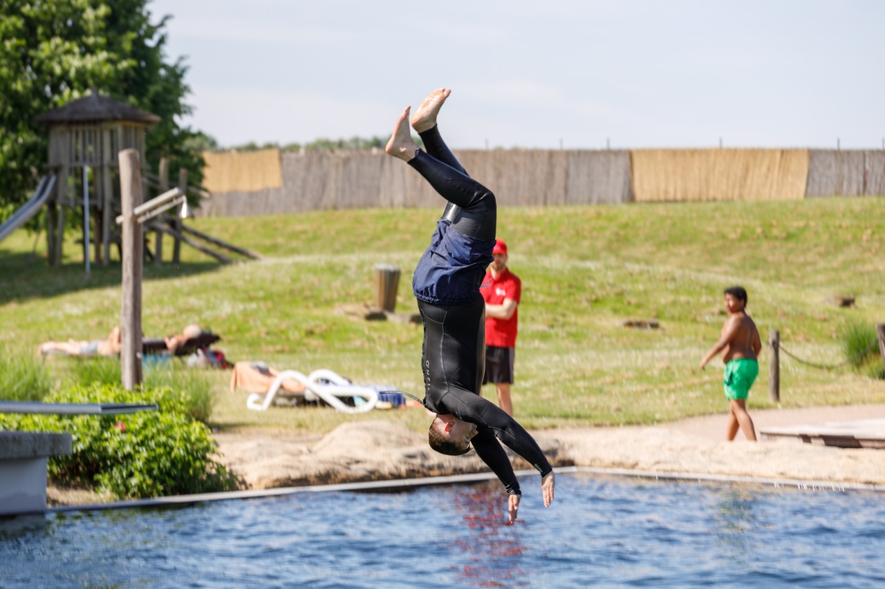 Mülheim: Das Naturbad Styrum musste kurz nach Wiedereröffnung schon wieder schließen.