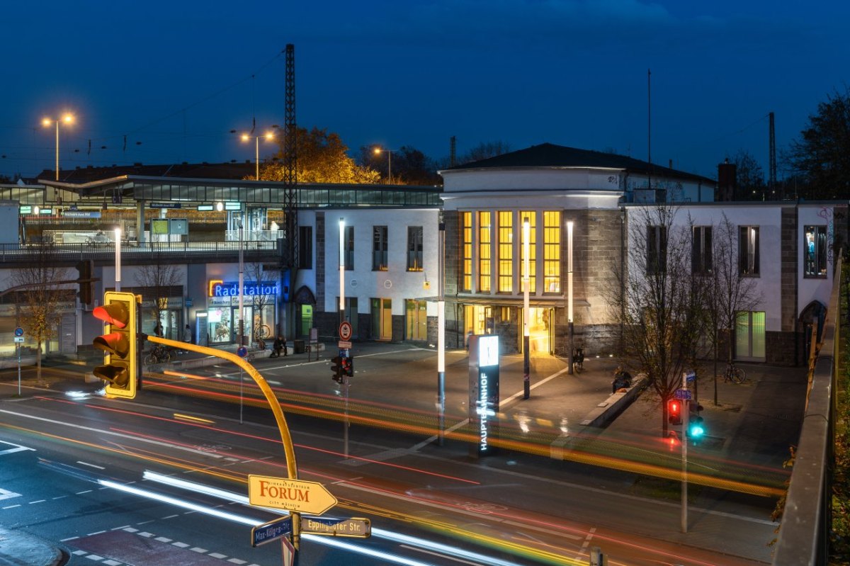 Mülheim Hauptbahnhof.jpg