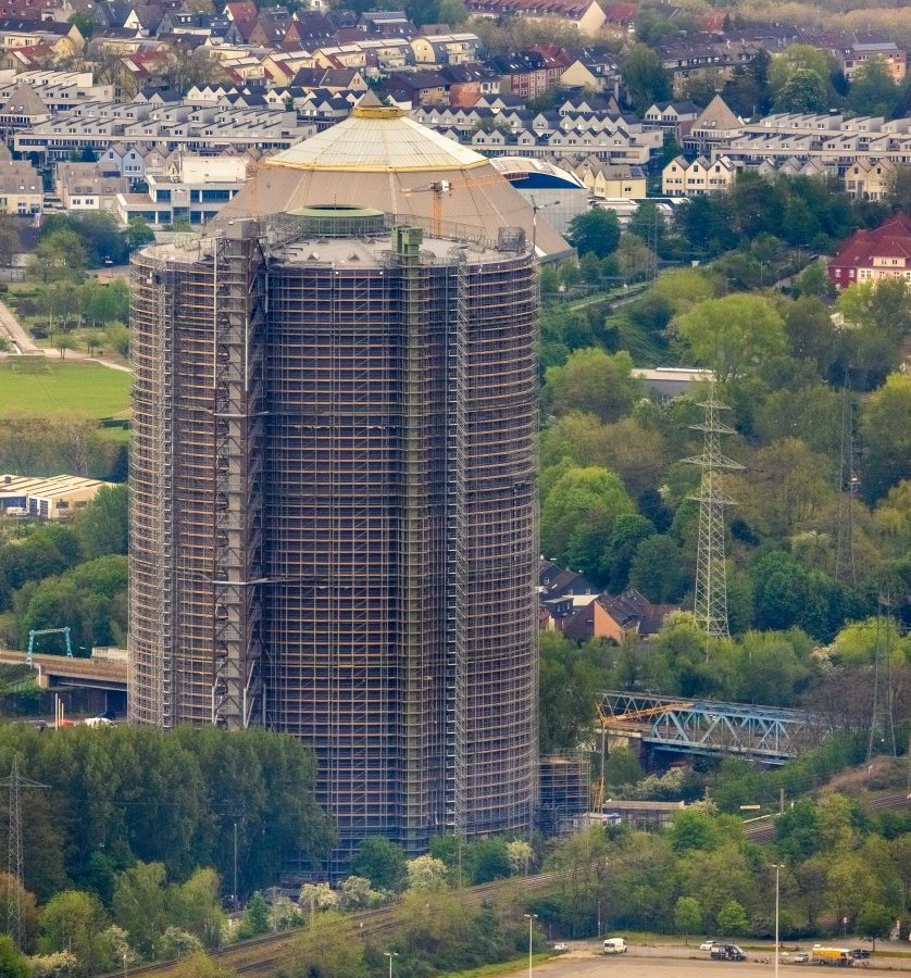 Oberhausen gasometer.jpg