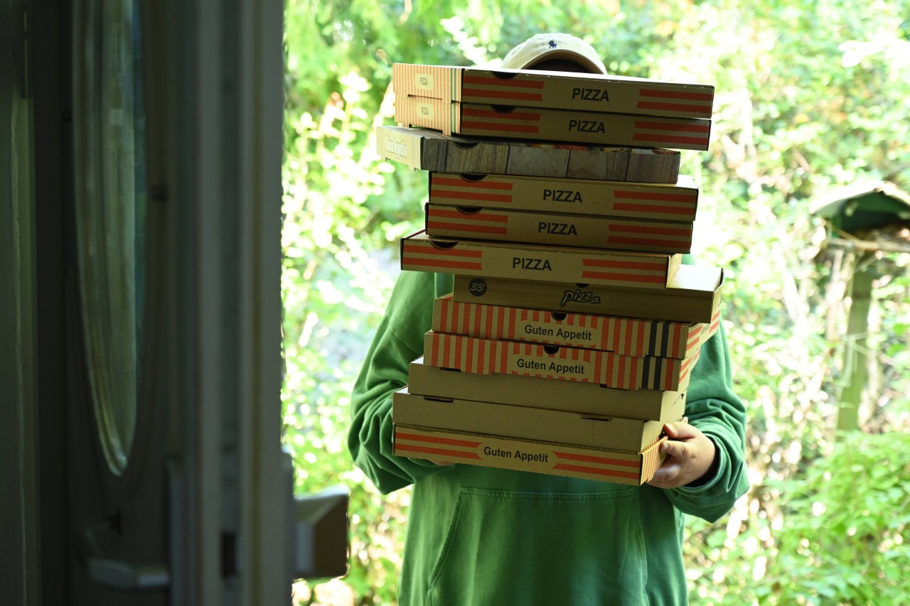 In Oberhausen wurde ein Pizzabote brutal überfallen. Hast du etwas gesehen? (Symbolbild)