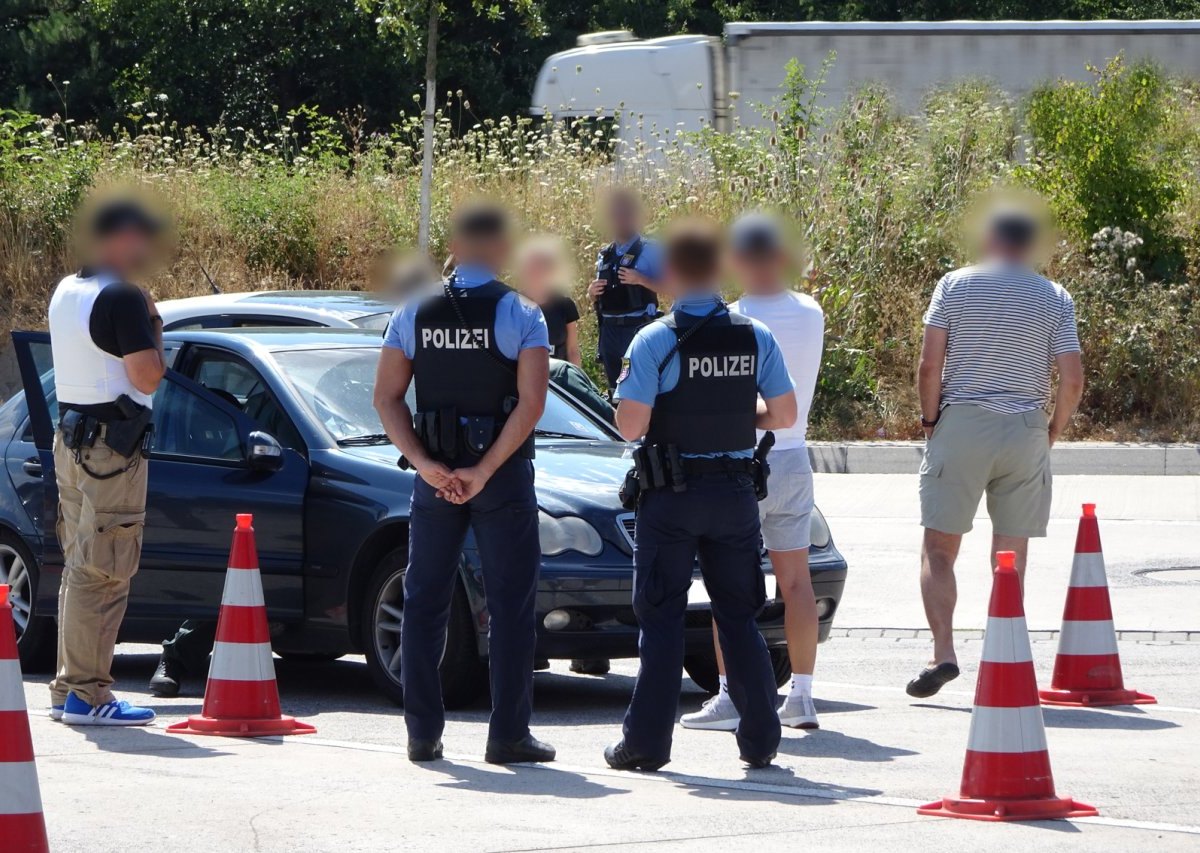 Polizei Kontrolle Osthessen Fulda.jpg