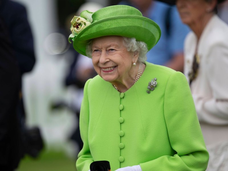 Queen Elizabeth.jpg