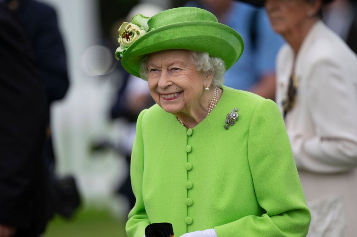 Queen Elizabeth.jpg