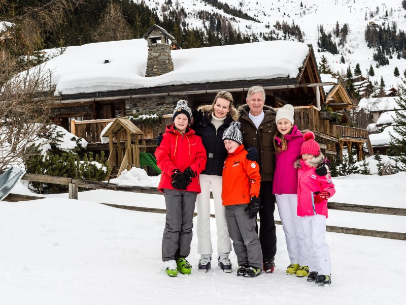 Belgiens Königspaar Philippe und Mathilde hat insgesamt vier Kinder: Prinz Gabriel, Prinz Emmanuel, Prinzessin Elisabeth und Prinzessin Eleonore (v.l.).