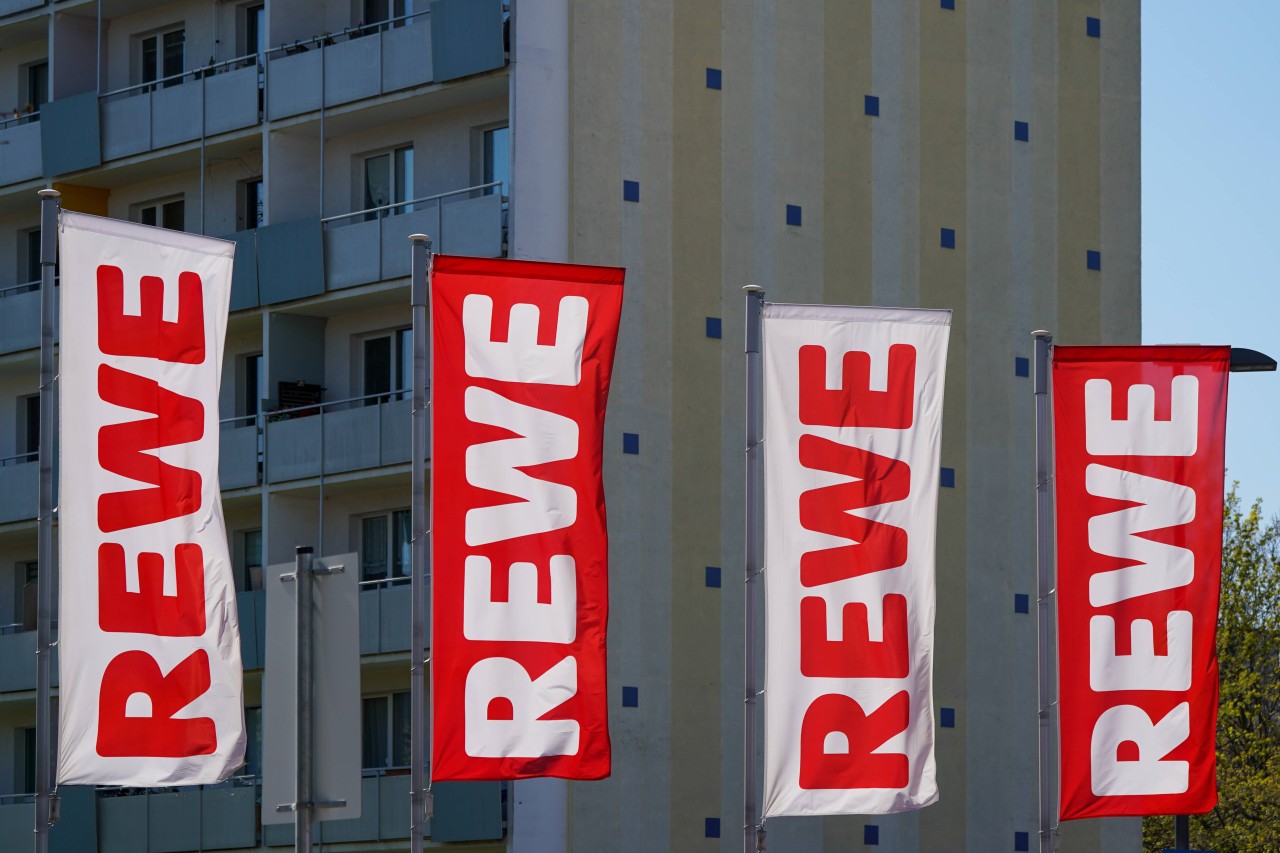 Rewe hat ein neues Konzept. Du findest es an Tankstellen. 