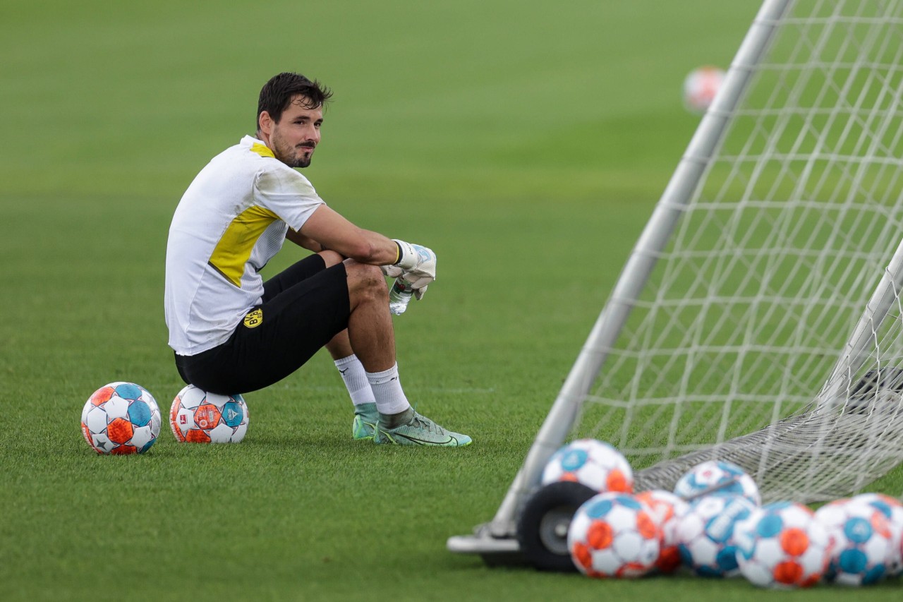 Früher war Roman Bürki noch die Nummer Eins im Tor des BVBs. Im CL spiel gegen Besiktas reicht es nicht mal zur Nummer Drei.