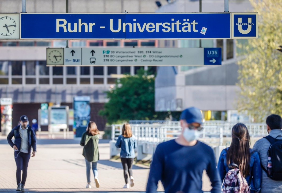 Ruhruniversität Bochum.jpg