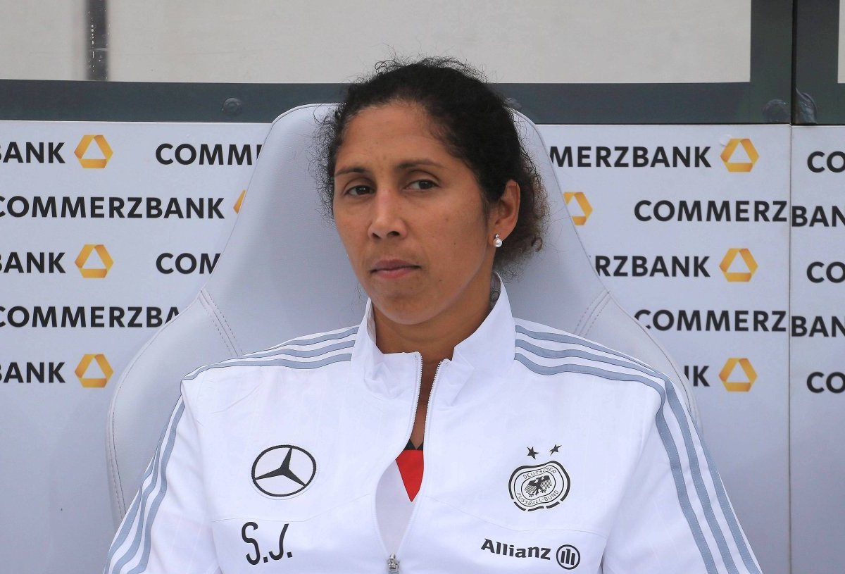 Steffi Jones Co Trainerin Deutschland.jpg