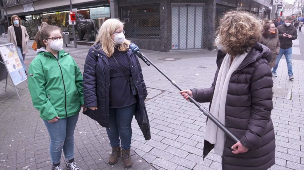 Straßenumfrage Hart aber fair