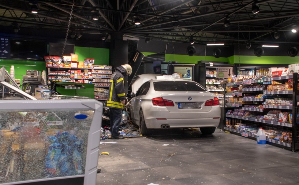 Tankstelle Bochum1.jpg